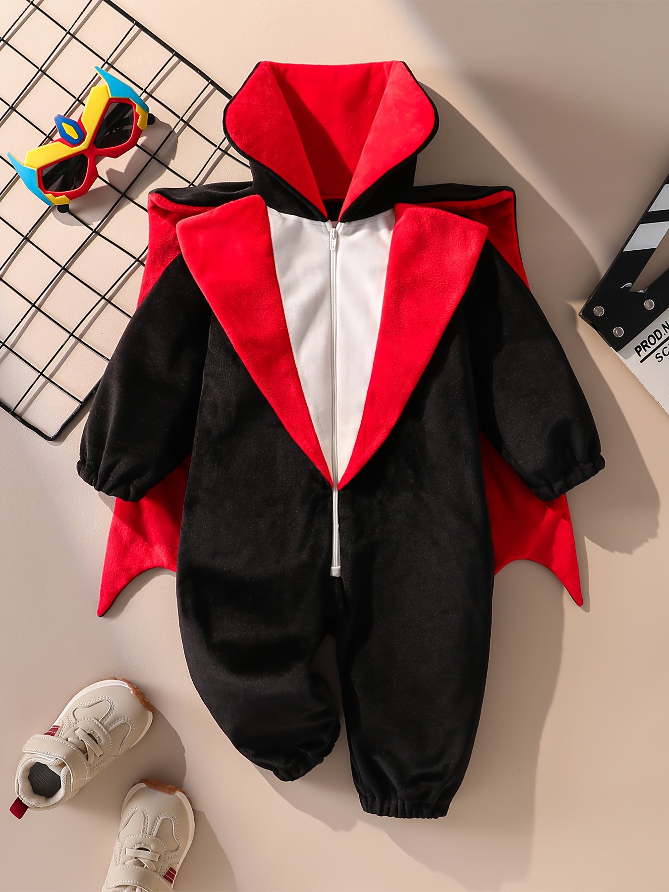 Vampire Outfit with Cape - Black & Red Halloween Party, Stand Collar, Loose Fit, Perfect for Spring/Fall, Halloween, Dramatic Style, Comfortable Wear
