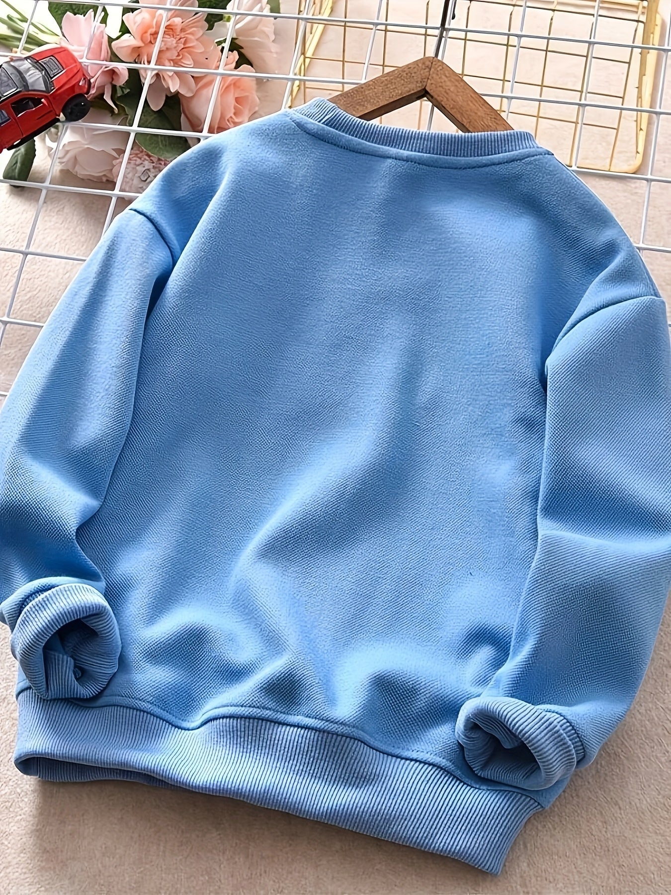 2pcs set of boys' spring and autumn long sleeved T-shirt, stylish 2025 new Youngsters's cartoon bear pattern top, boys' handsome and simple base clothes, trendy