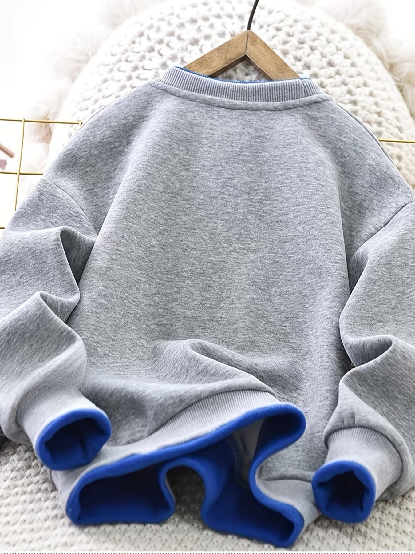 Boys' Spring/Fall Casual Crew Neck Sweatshirt with "Dad+Me" Print, Regular Fit Long Sleeve Pullover, Slight Stretch Fabric, Perfect for Casual Attire, Everyday Youngsters'S Clothing | Playful Graphic Sweatshirt | Comfortable Fit, Youngsters Sweatshi