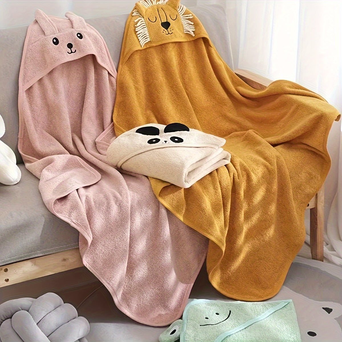1pc Pure 100% Cotton custom embroidered hooded towel - A bath towel with excellent water absorption and quick drying properties, featuring cute cartoon patterns, foldable design, suitable for travel carry, and can also be used as a gift.