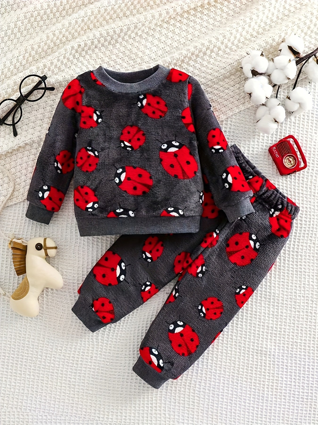 Boys' Christmas Fashionable and Cute Autumn and Winter Thickened Flannel Suit Children's Warm New Suit Pajamas