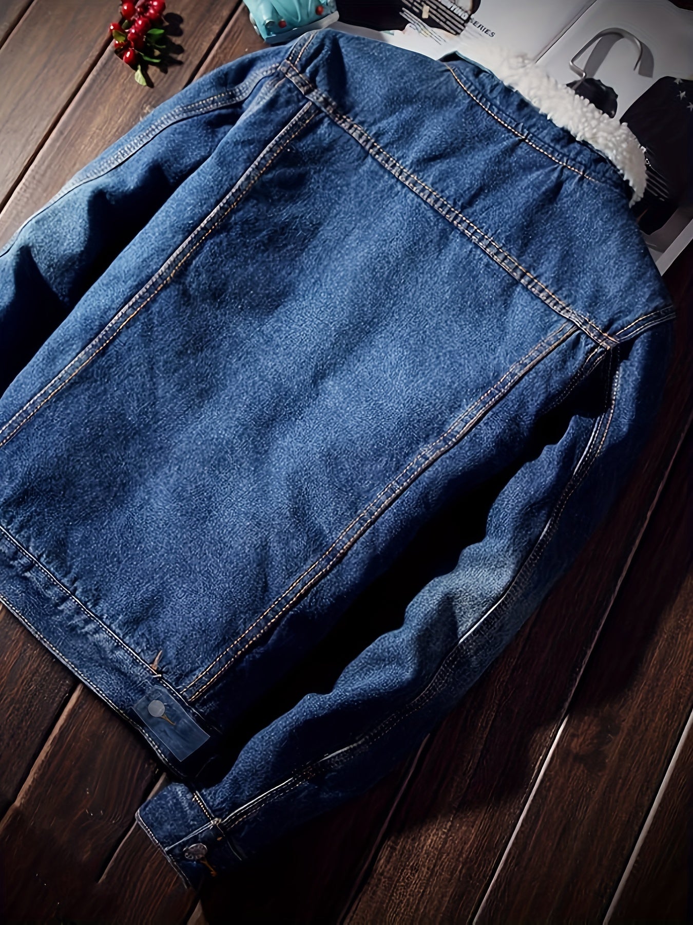 New Winter Men's Fleece-Lined Long Sleeved Denim Jacket, Trendy Loose Casual Thickened Warm Lining, Jean Jackets for Men, Jeans Jacket for Men High Quality, Jeans Jacket with Patches, Winter Clothes for Men, Cold Weather Wear, Casual Outerwear, Classic D