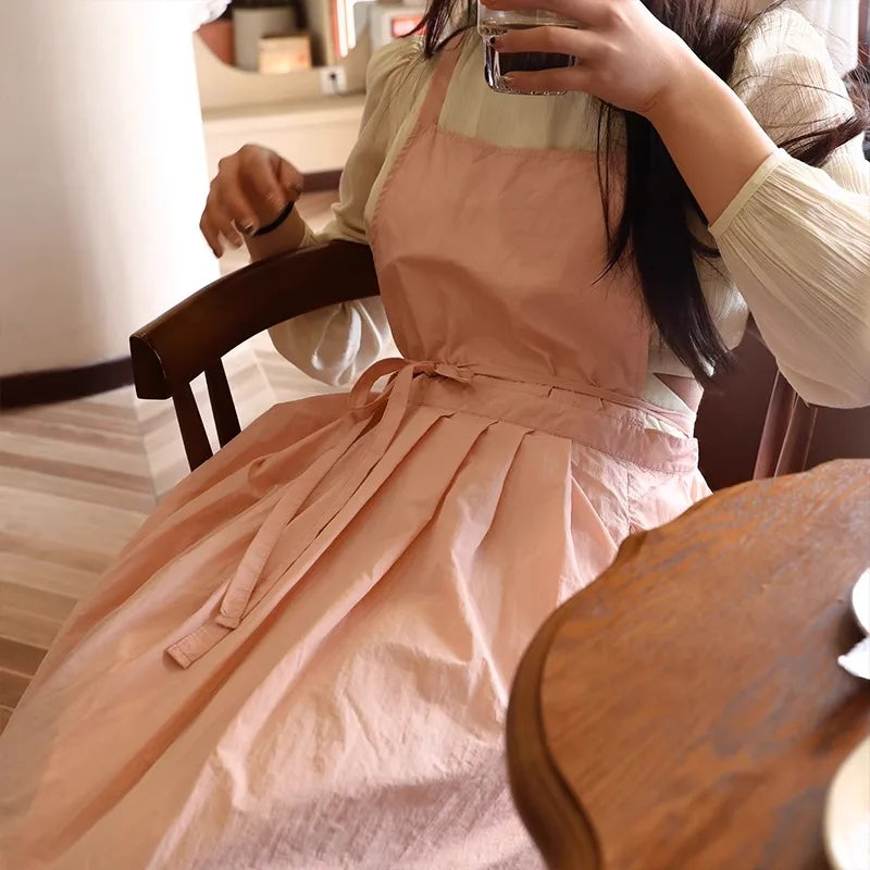 Lightweight Long Pleated Waterproof Apron with Pockets Oilproof Women Kitchen Work Apron for Beauty Nail Waiter Cooking Painting