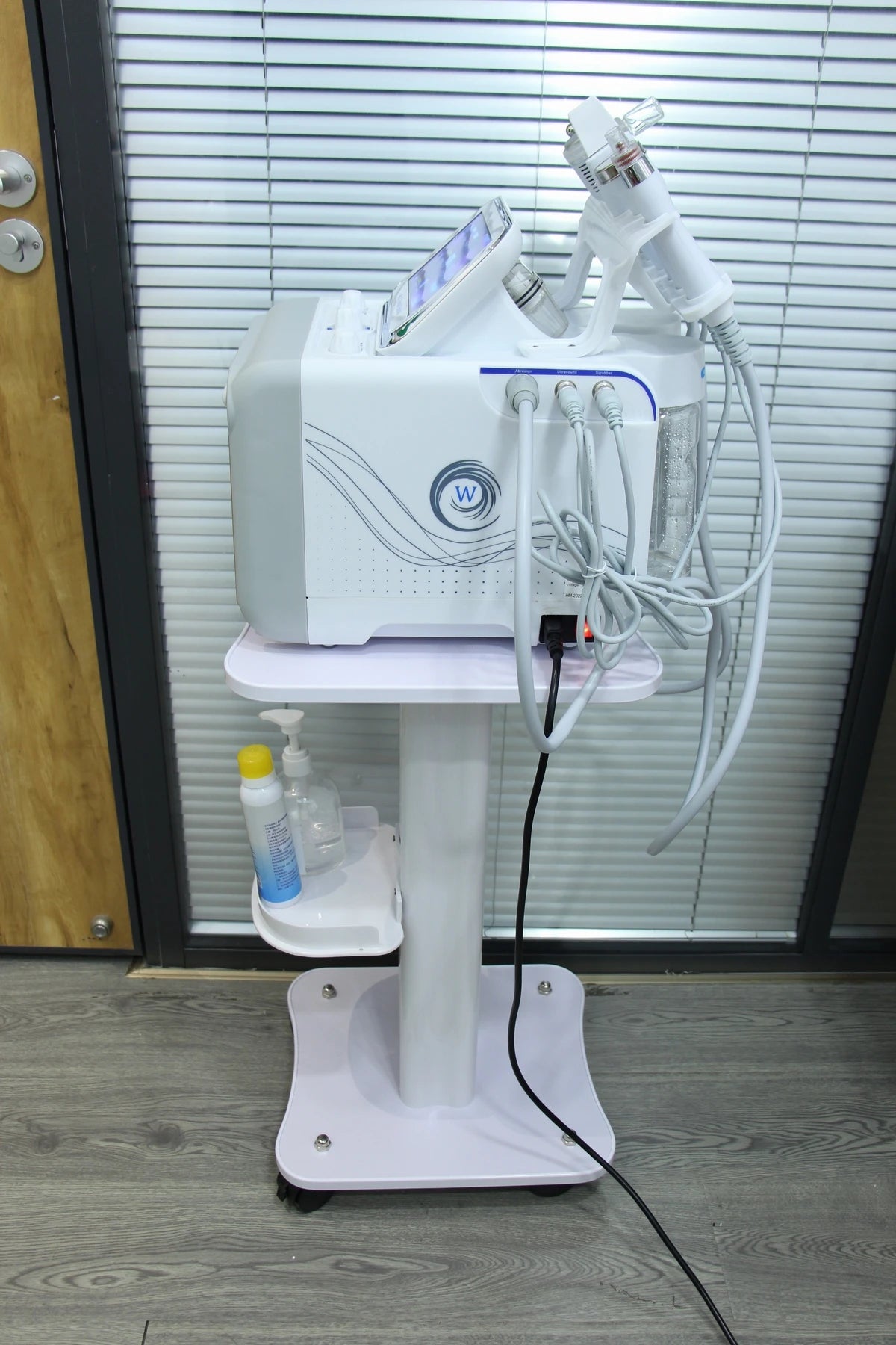 MEISIKANG Dermabrasion Small Bubble Facial Machine Hidrifting Face Cleaning Beauty Device with Trolley