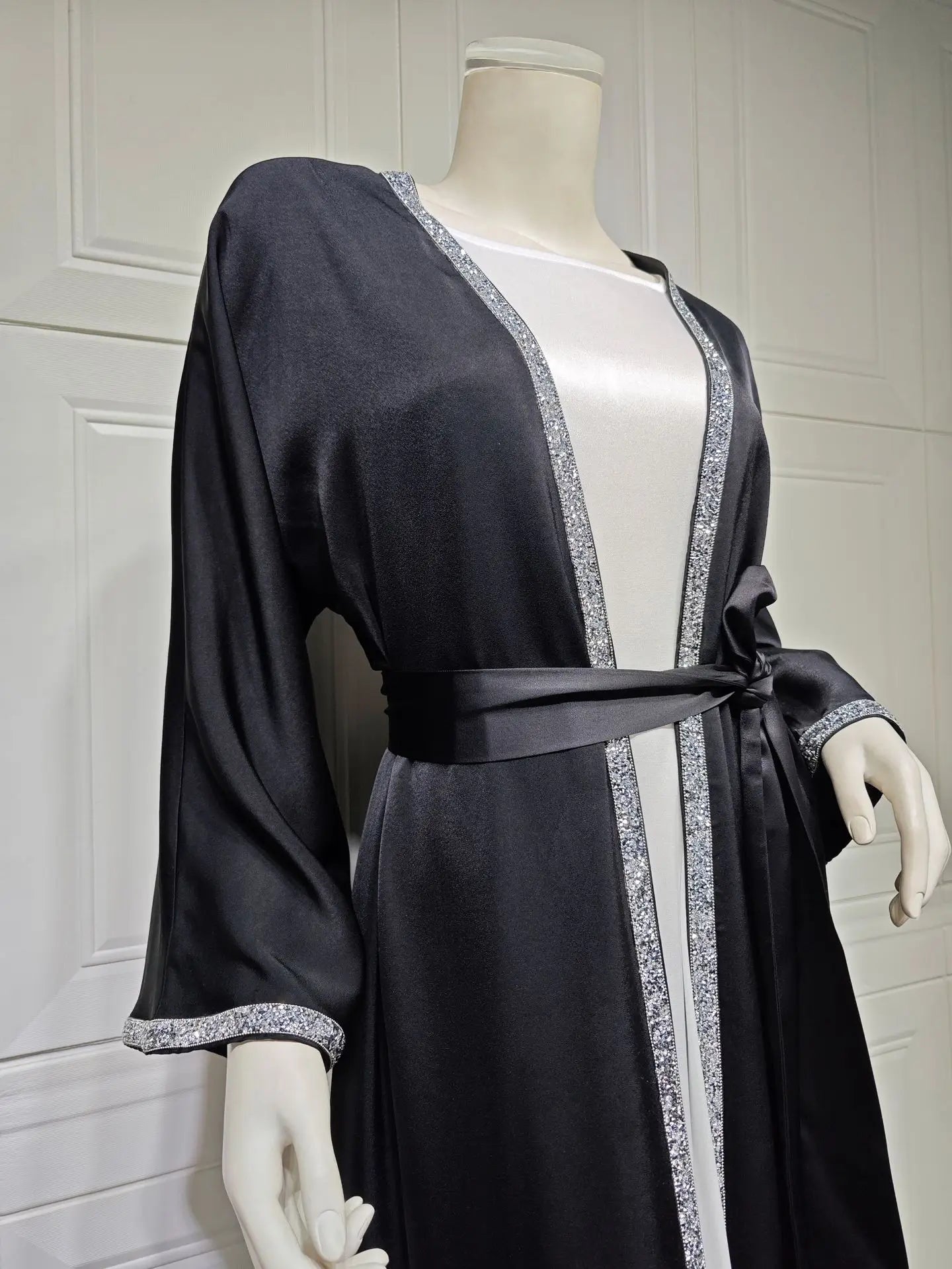 2024 Muslim Dress Diamond Women's Long Dress Fashion Long Sleeve Lace-up Long Abayas Casual Solid Color Clothes for Muslim Women