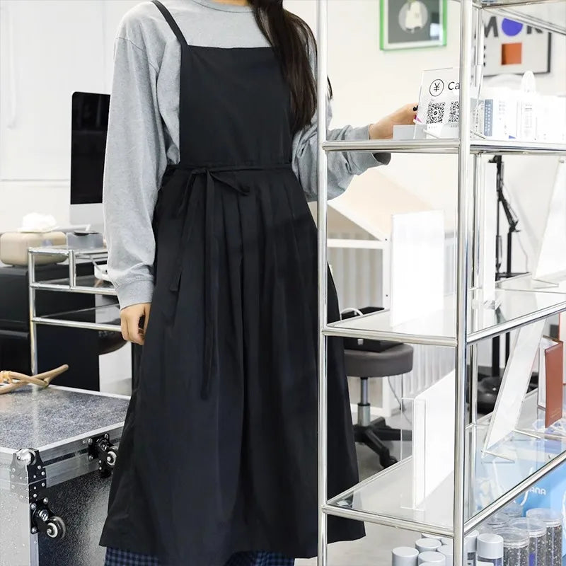 Lightweight Long Pleated Waterproof Apron with Pockets Oilproof Women Kitchen Work Apron for Beauty Nail Waiter Cooking Painting