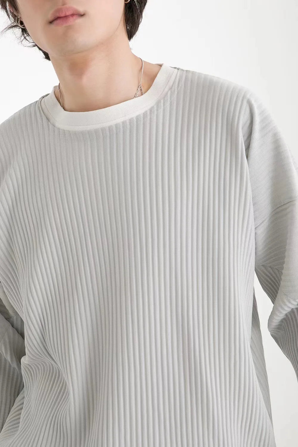 Pleats Original Pleated T-shirt 2024 Spring And Summer New Long-sleeved Round Neck Men's Tops Round Neck T-shirt Casual Clothing