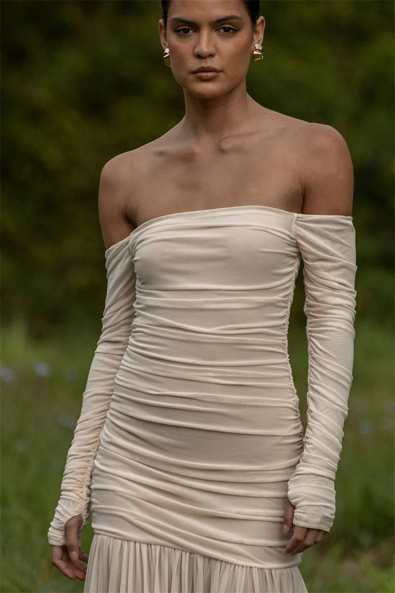 Mozision Off-shoulder Strapless Sexy Maxi Dress Women Summer New Patchwork Backless Long Sleeve Pleated Long Dress Elegant
