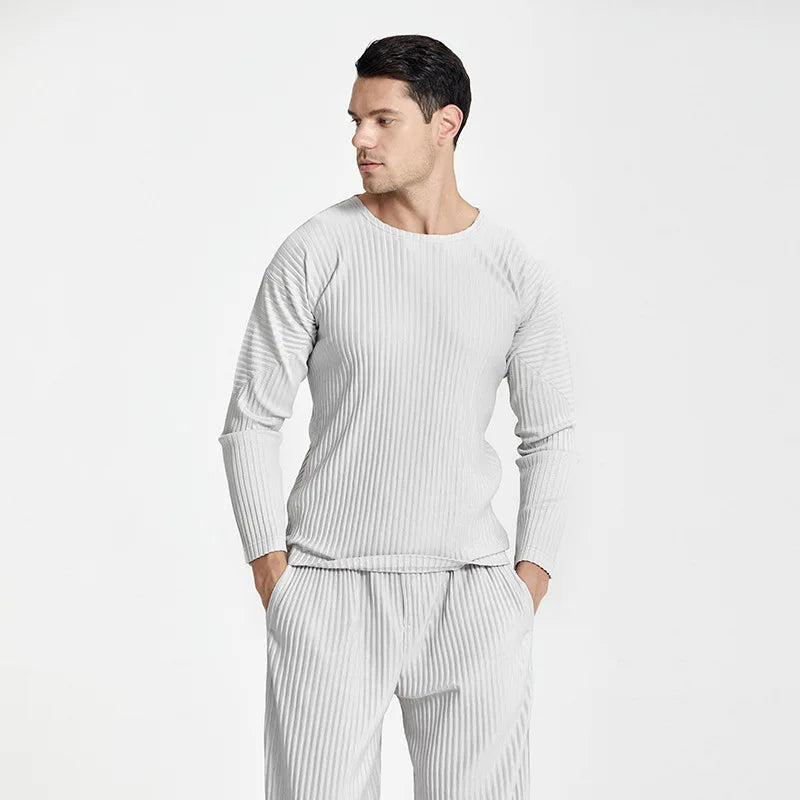 Pleats Original Pleated T-shirt 2024 Spring And Summer New Long-sleeved Round Neck Men's Tops Round Neck T-shirt Casual Clothing