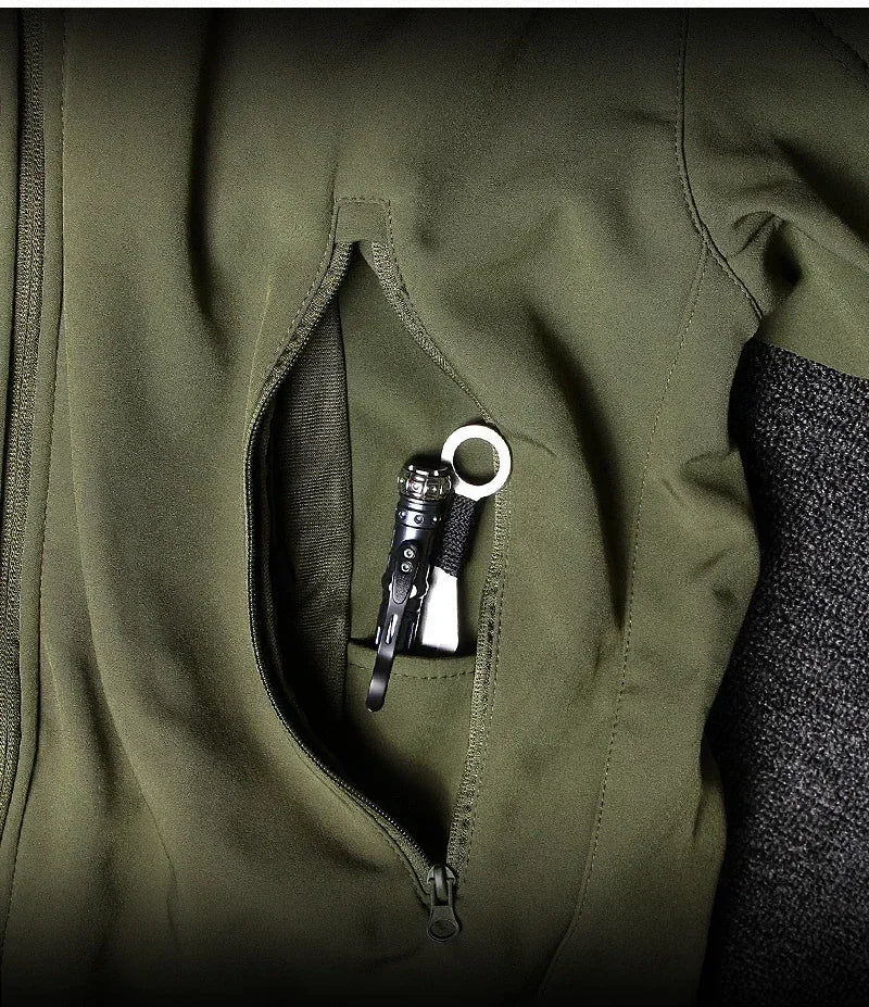 5XL 6XL Low Price Sale of Men's Outdoor New Soft Shell Waterproof and Cut Resistant Thick Wool Fleece Multi Pocket Tactical Set