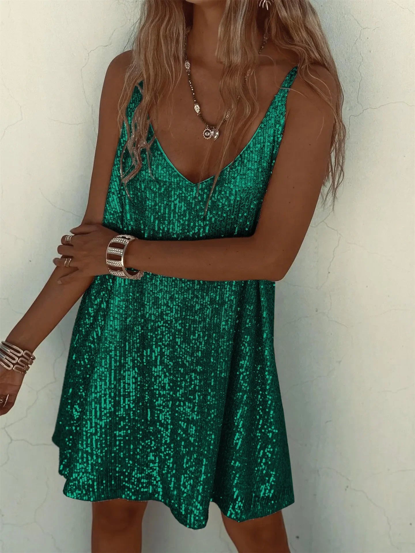 Summer New Women's Fashionable Sexy Tank Dress Solid Color Loose-Fit Long Dress With Sequins V-Neck Fashion Accessories