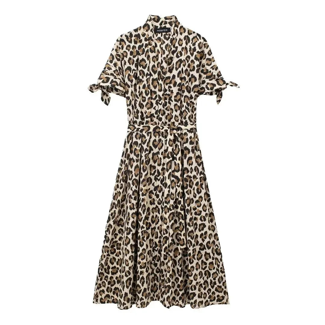 TRAFZA 2024 Woman Chic V-Neck Sleeveless Backless Slim Beach Party Dress Women Summer Vintage Leopard Fold Print Long Dress