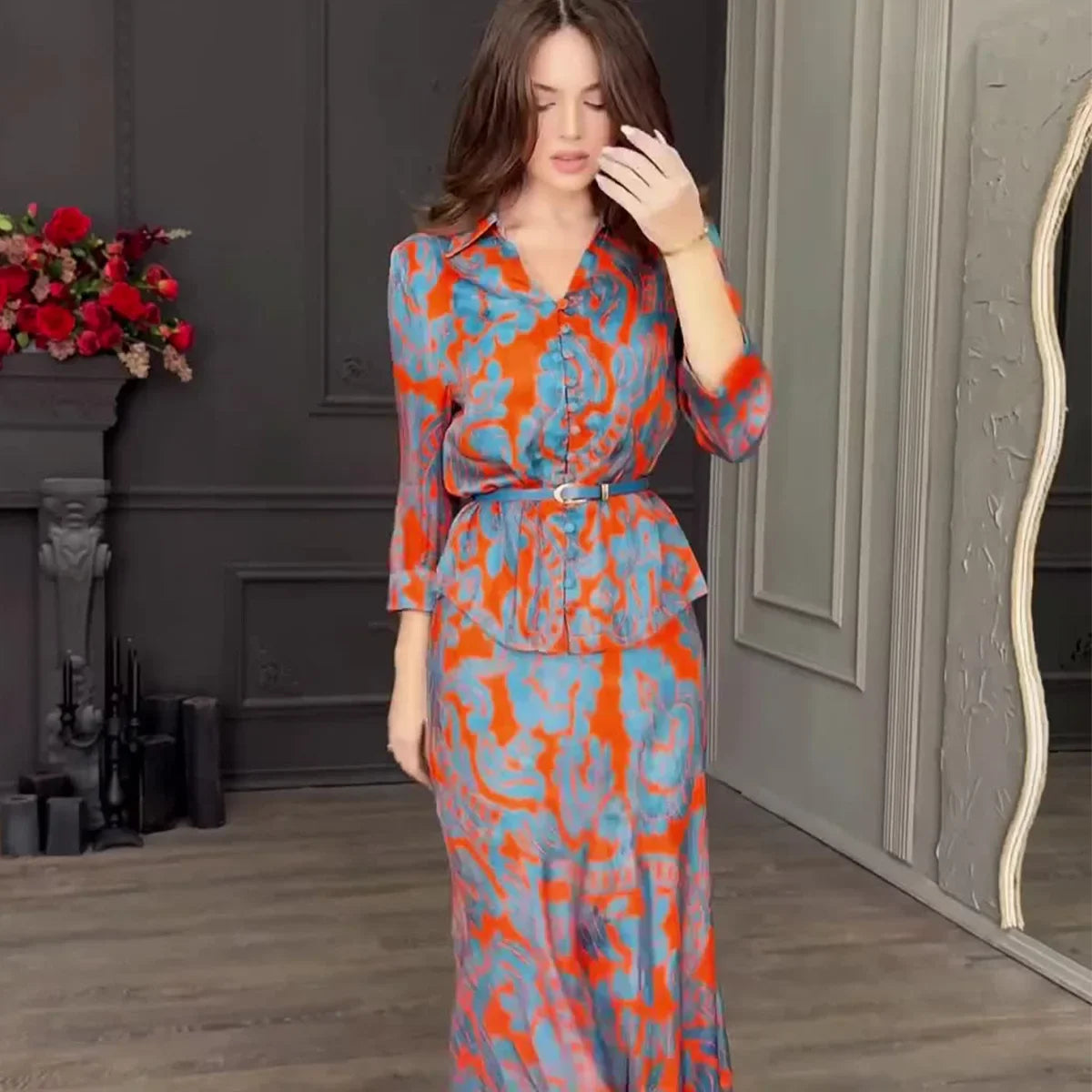 European and American Summer New Long Dress for Women. Fashionable Printed, Slim-fitting Retro Skirt and A Casual Dress Set.