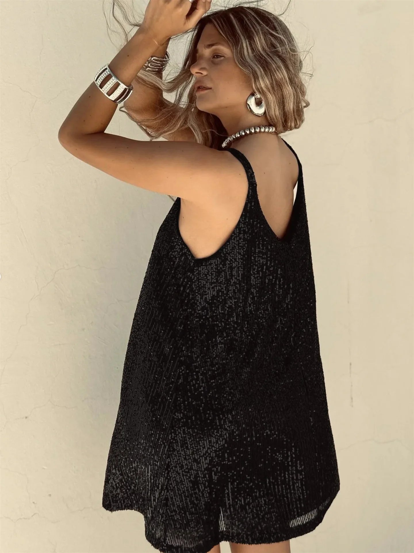 Summer New Women's Fashionable Sexy Tank Dress Solid Color Loose-Fit Long Dress With Sequins V-Neck Fashion Accessories