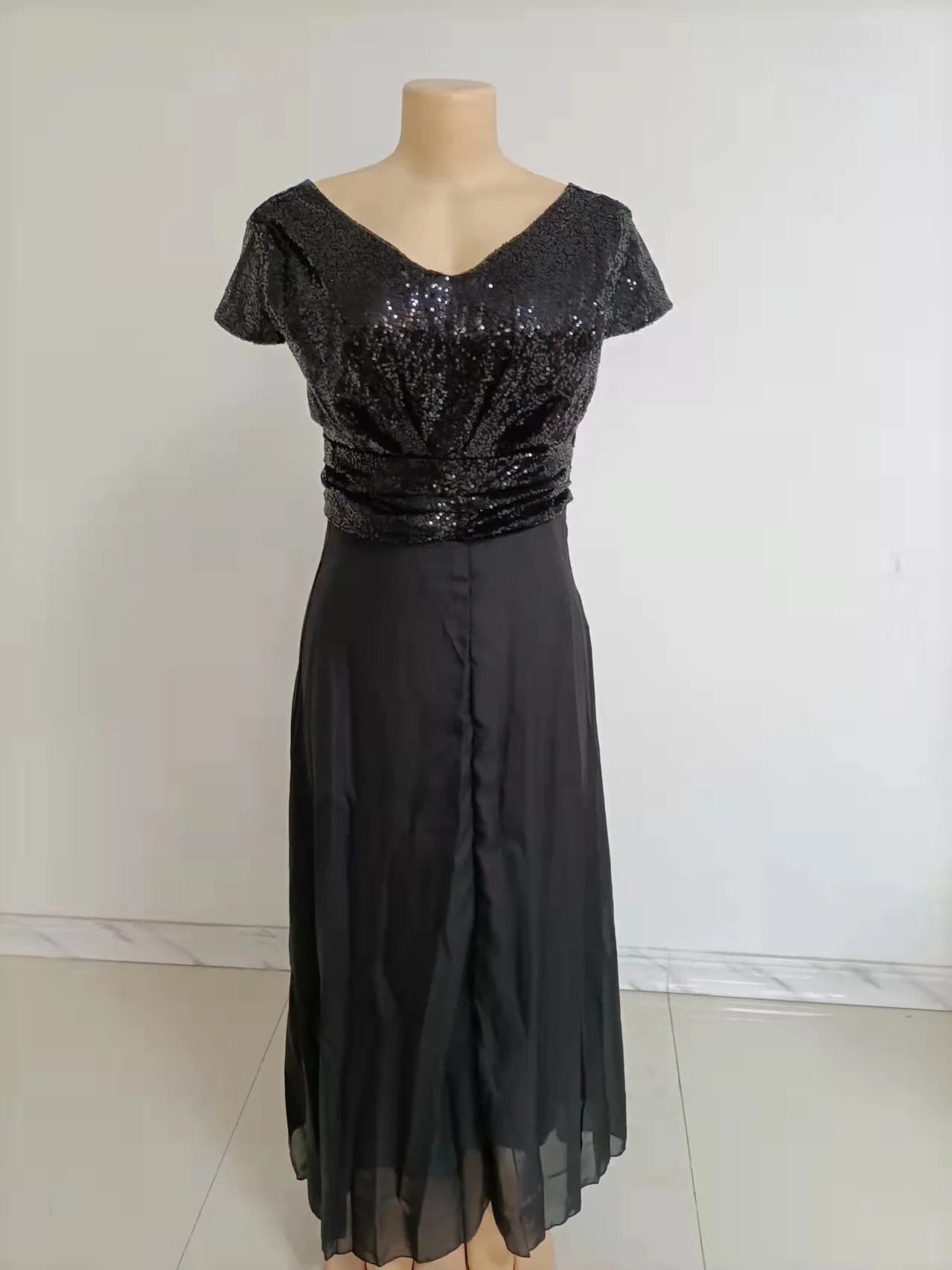 Elegant Sequins Chiffon Dress for Women V Neck Pleated Hem Female Sequins Chiffon Prom Cocktail Long Dress Wedding Evening Dress