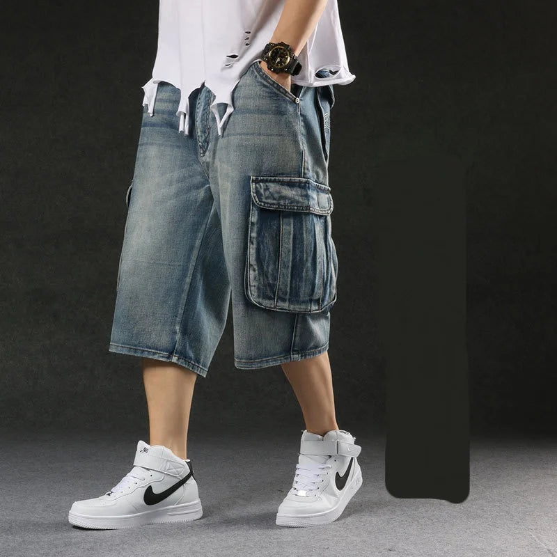 2025 new European and American multi pocket workwear seven quarter denim shorts for men with wide legs and loose denimt