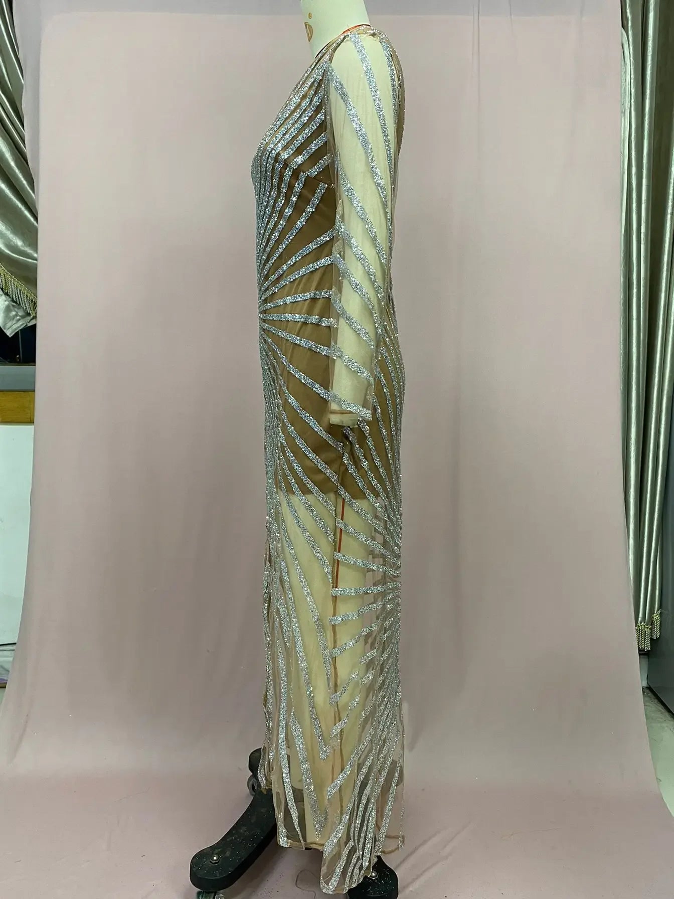 2024 New Spring Fashionable Embellished Women's Mesh Dress Long Sleeve Side Slit Long Dress For Women