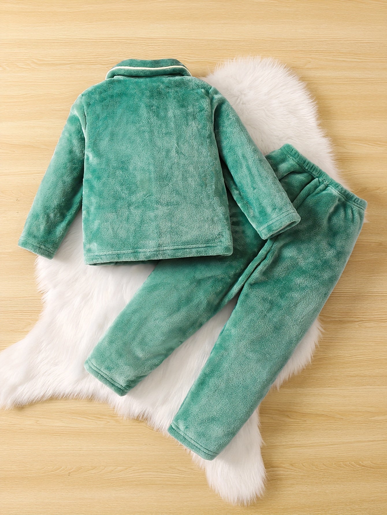 Boys' 2pcs Fall/Winter Warm Flannel Pajama Set, Open Chest Lapel Long Sleeve Top and Pants with Pockets, Green Embroidered Cartoon Elephant Pattern, Soft Comfortable Moisture-Wicking Polyester Fabric, Machine Washable, for 4-7 Years Old Boys