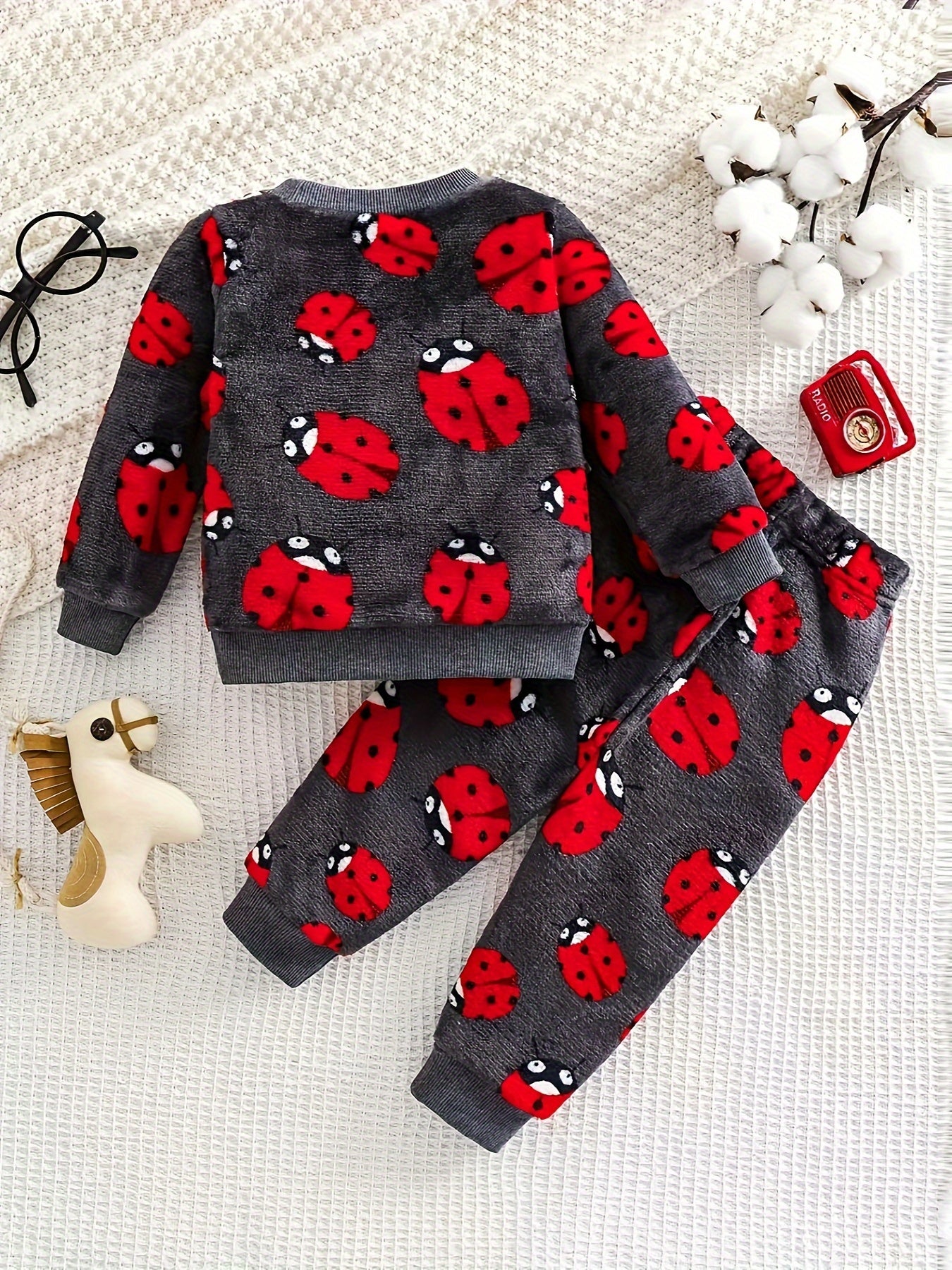 Boys' Christmas Fashionable and Cute Autumn and Winter Thickened Flannel Suit Children's Warm New Suit Pajamas