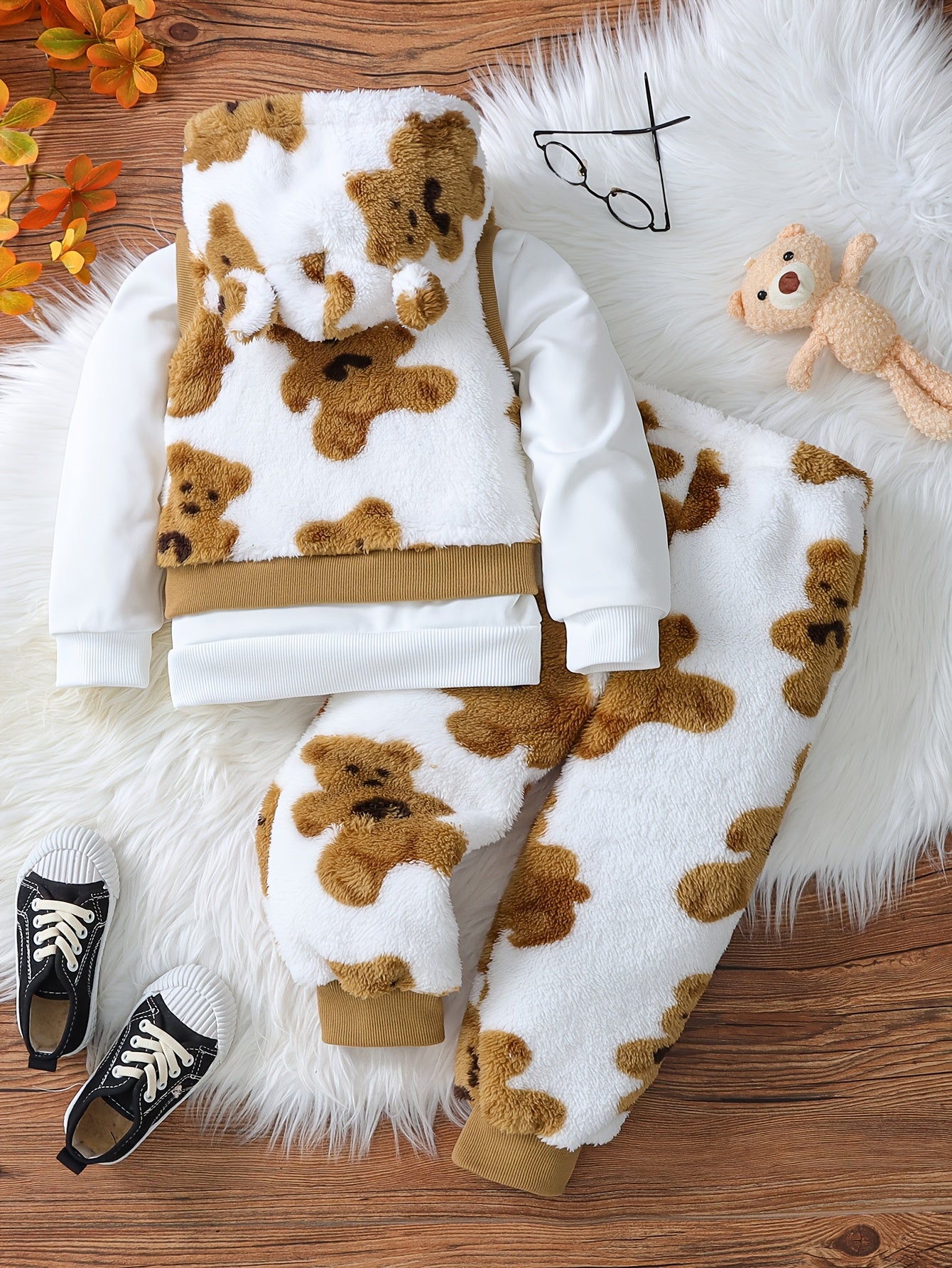 3pcs Boys' Baby Autumn Winter Solid Color Round Neck Teddy Bear Graphic Long Sleeve and Warm Double-Sided Fleece Bear Print Hooded Zipper Jacket and Plush Pants Casual Daily Set, for Outdoor