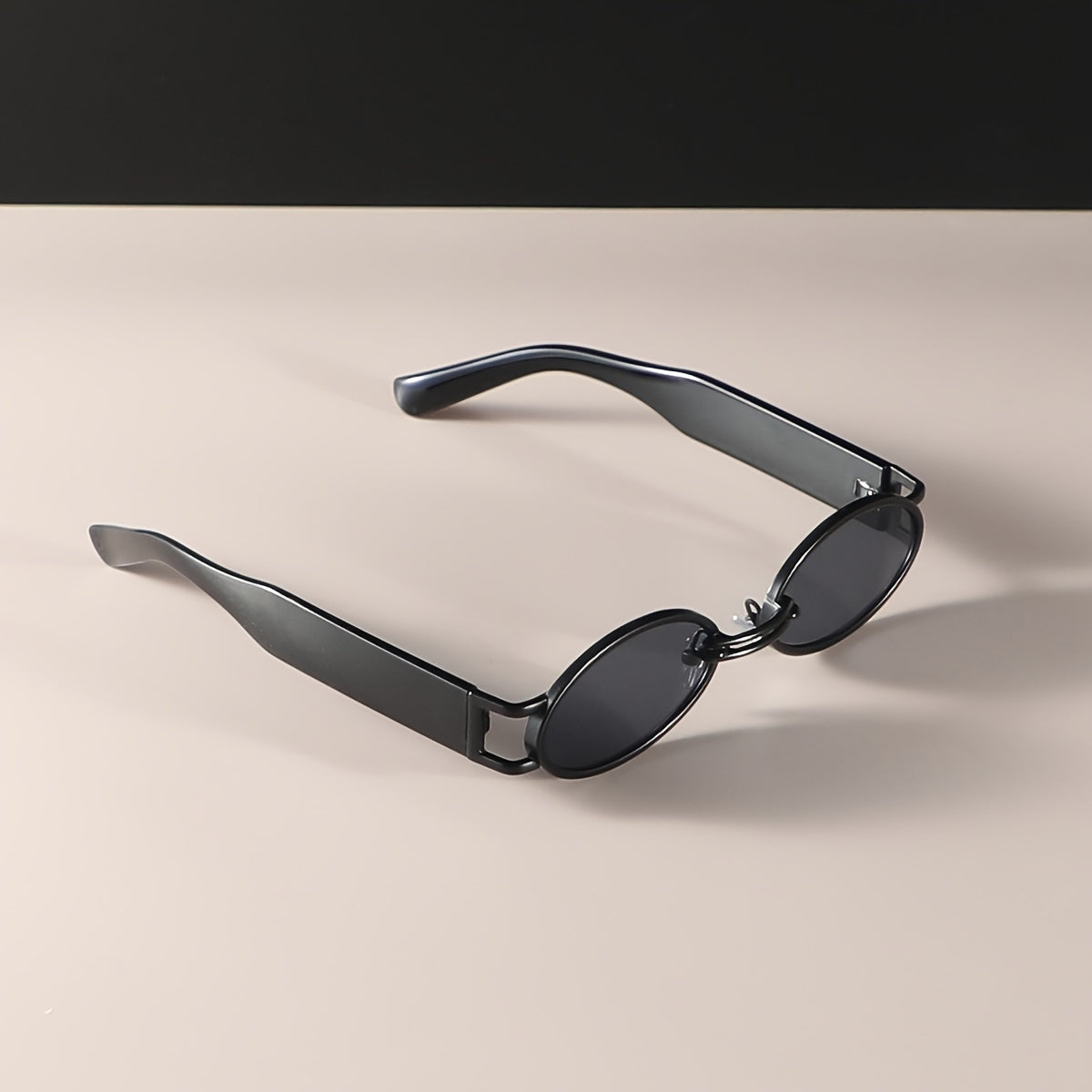 4 Pairs of Men's Metal Oval Square Trendy Narrow Frame Retro Versatile Punk Fashion Glasses Suitable for Daily, and Street Use