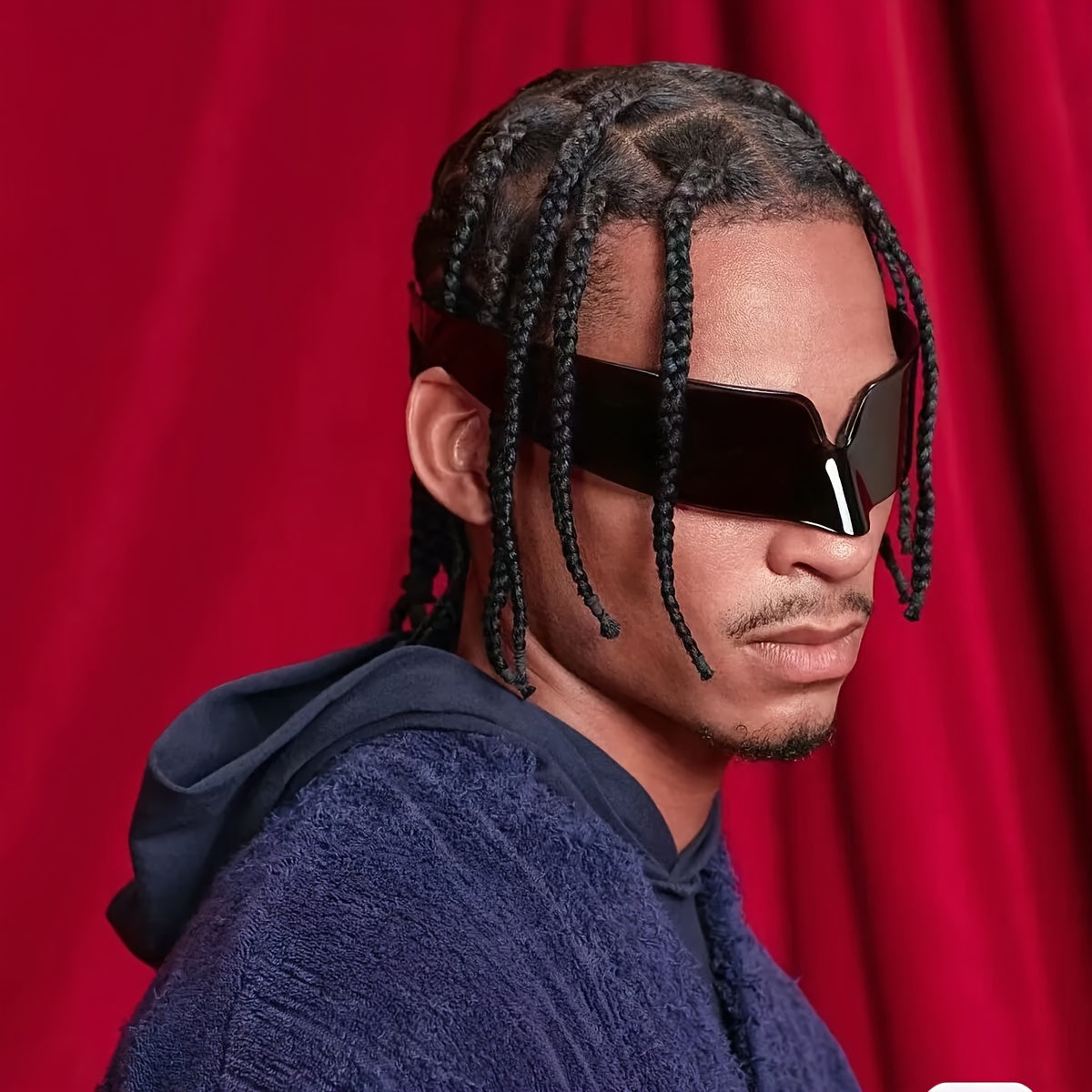 Cyberpunk Fashion Glasses with a futuristic tech - style one - piece frameless design. Suitable for both men and women. These European and American - style Fashion Glasses are great for cross - border events, dance parties, and raves