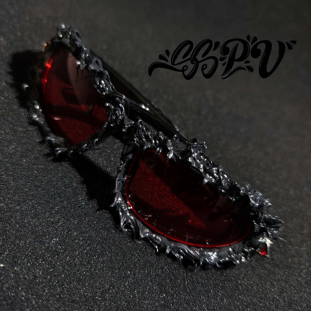 SSPV Handmade Gothic -Eye Fashion Glasses/Ring-like Frame Glasses Replica Look - Black Frame & Red, Iconic Logo Design, Gothic Hand Mirror, Goth Mirror