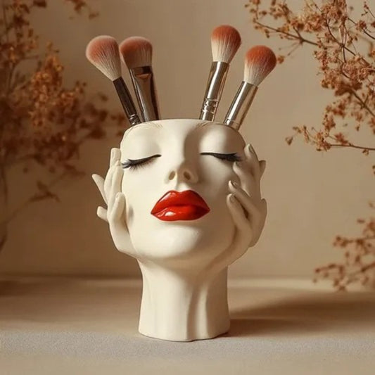Female Face Design Lip-Shaped Makeup Brush Holder with Realistic Lips & Eyelid Cutout Logo - Plastic Cosmetic Organizer for Lipstick-Free Lip Gloss Display, Vanity or Bathroom, Vanity Tocador, Organizers And Storage, Bathroom Organizers And Storage, Make