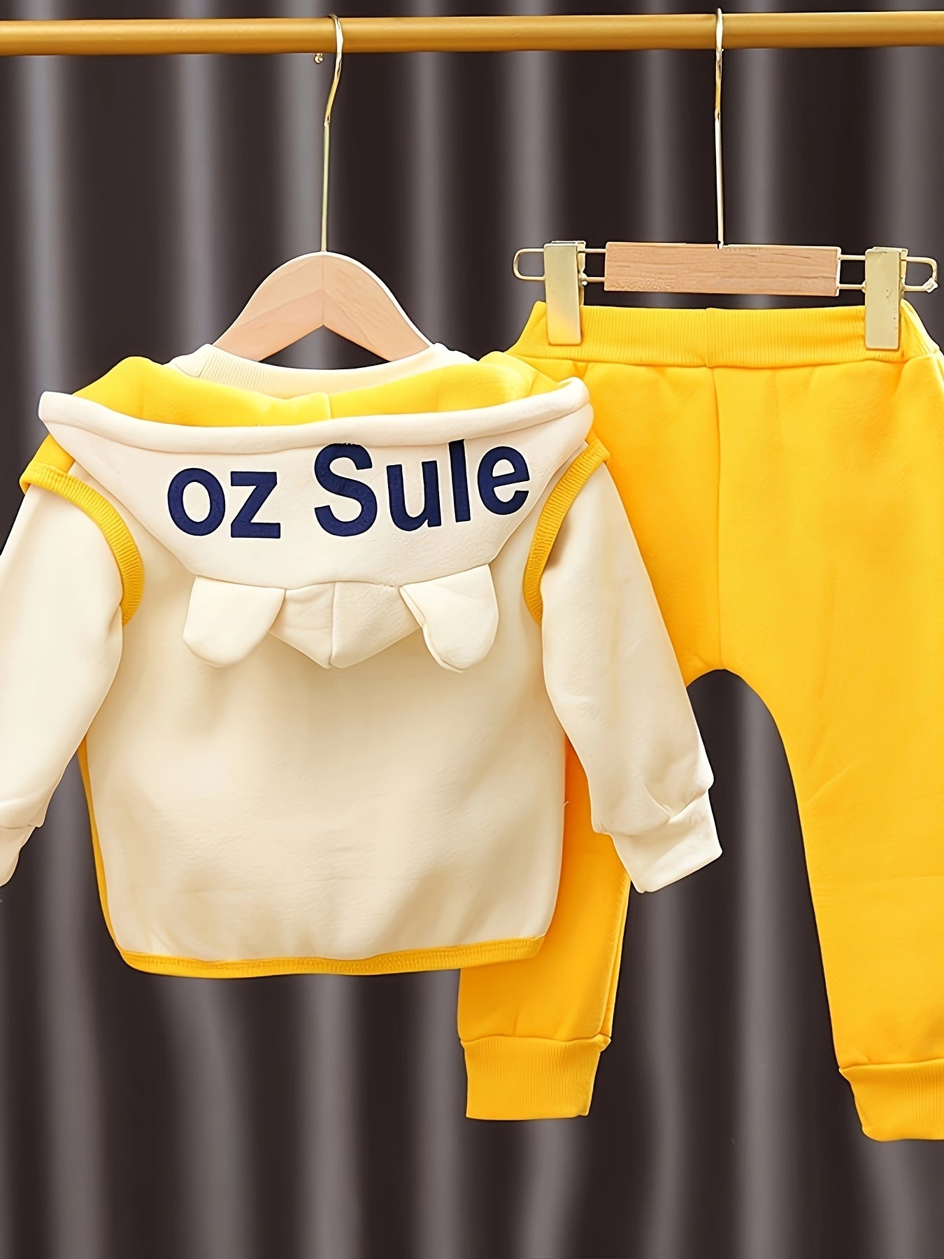 Autumn and Winter New Thickened Cartoon Bear Hooded Long Sleeve Sweatshirt Three-Piece Set for Girls, Double-Sided Fleece Outfit, Perfect for Outdoor