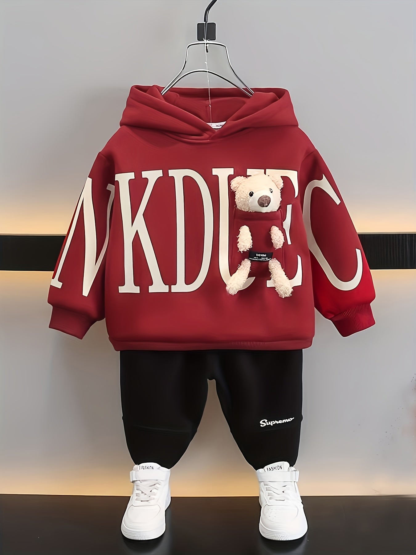 Two-piece set for boys, hooded fleece red sweatshirt with cartoon 3D bear decoration and long thin fleece pants for kids, Perfect for Outdoor