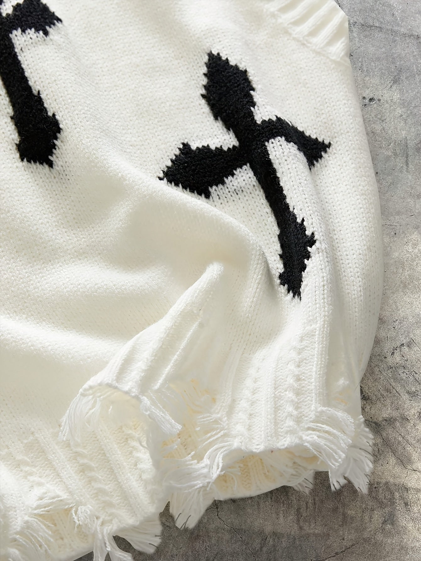 Men's Gothic Distressed Cross Sleeveless Vest - Black & White Frayed Hem Knit-like Short Layering Piece, Oversized Winter Streetwear Top for & Young Men, Edgy Layered Outfit (No Belt, Hand Washable)