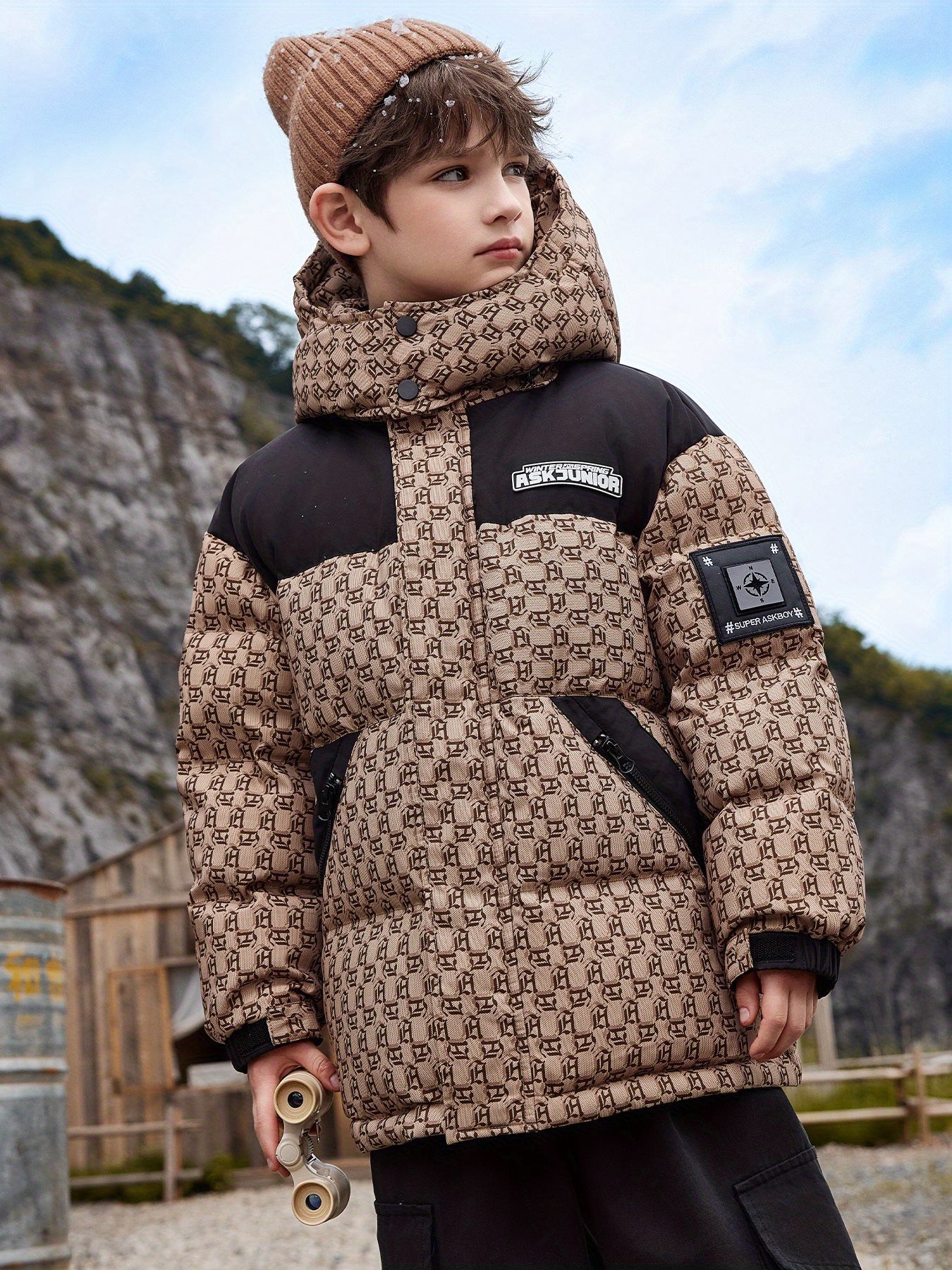 ASK JUNIOR Boys' Winter Down Jacket with Full-Zipper Front, Color-Block Design & Letter Print - 90% White Duck Down, Hooded Long Sleeve Coat with Pockets for Skiing, Outdoor Adventures & Cold Weather