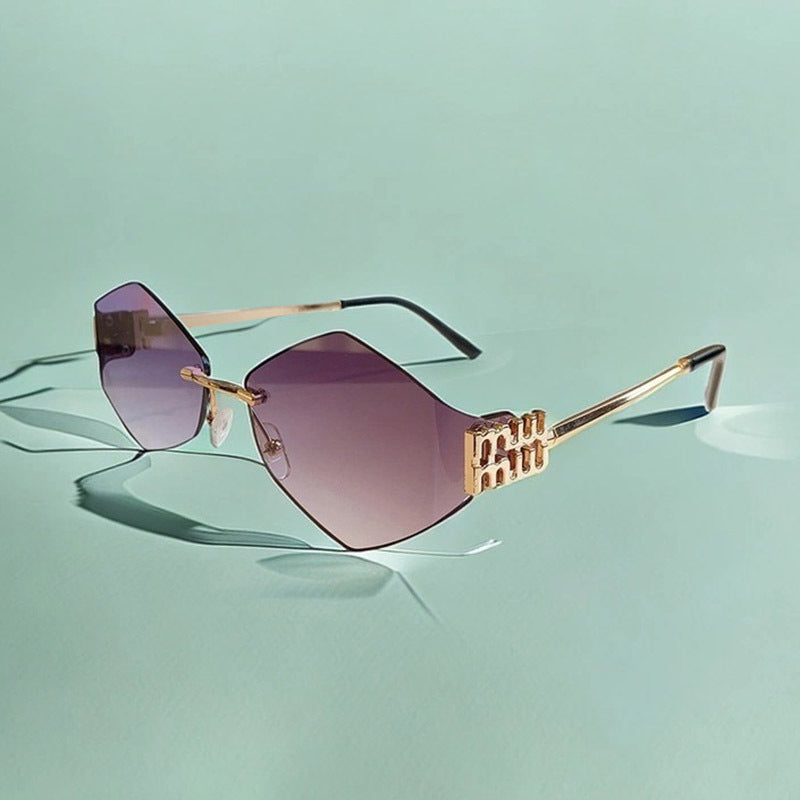 Ovyyan 2025 New Model Y2K Cat-Eye Frame Glasses for Women & Men - Stylish Metal Frame, Decorative Lenses, Lightweight & Durable, Perfect for Casual Wear or Holiday Gifts, Cat Eyeglasses