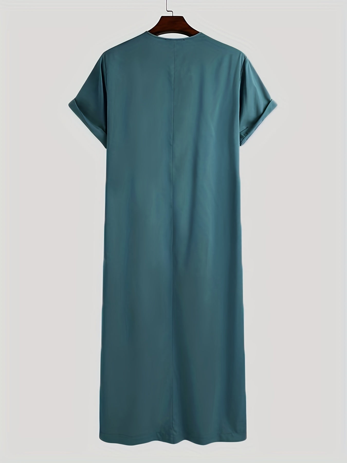 Ramadan Thobe - Exclusively Designed for Men, Long Sleeve Elegant Robe, Traditional Abaya Dress, Comfortable Clothing, Inspired by Saudi Arabic Culture, Jubba and Dishdasha Style, Perfect for Ramadan Celebrations