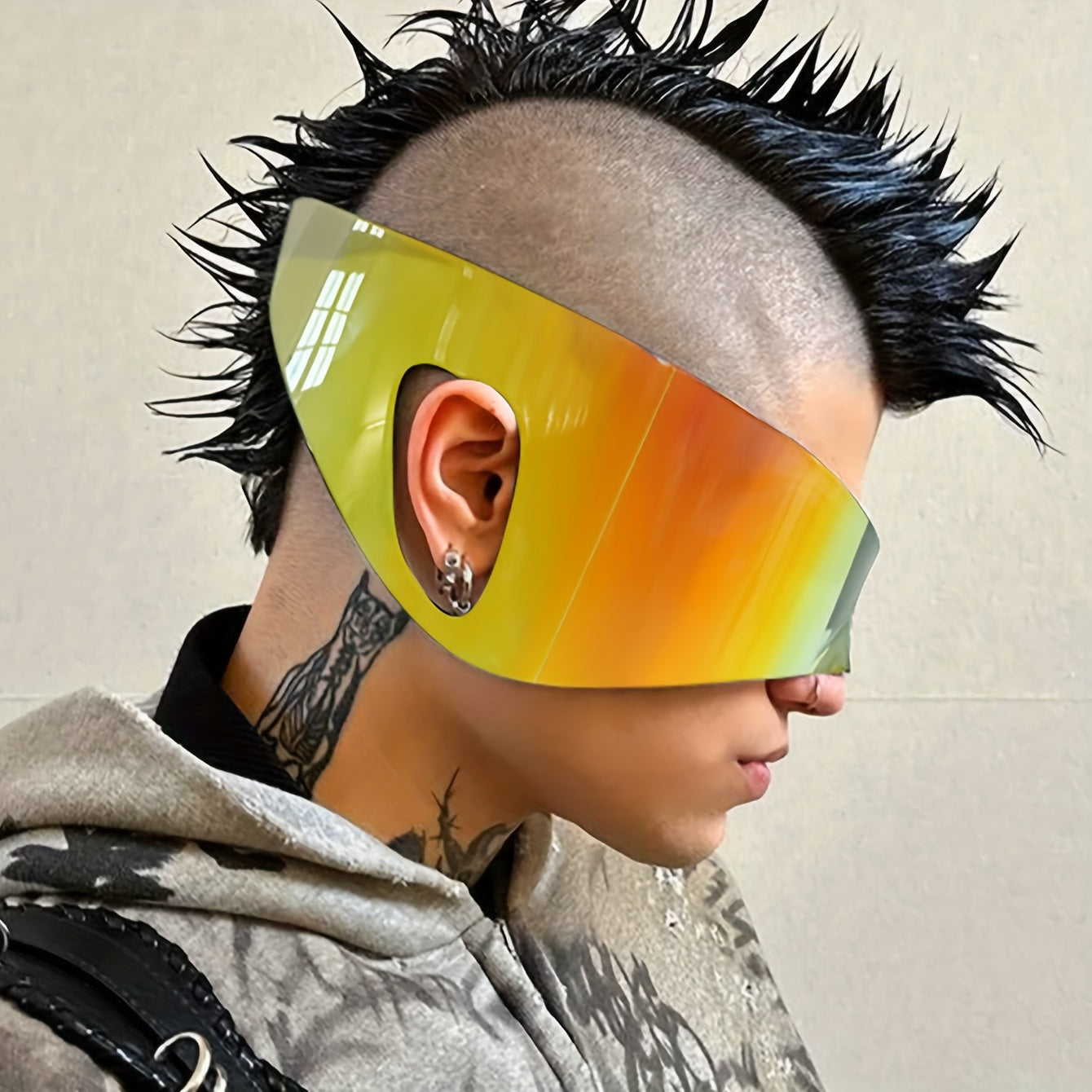 Futuristic Y2K Integrated Eyewear for Men & Women - Stylish Oversized Shield Glasses with Transparent Lenses, Frame & PC Lenses, Perfect For, Activities