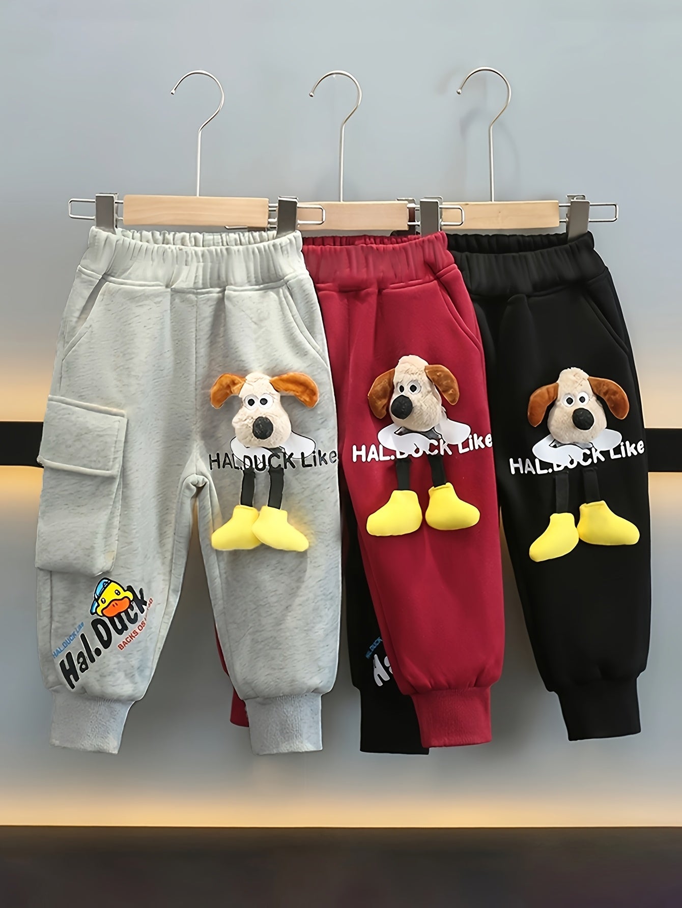 3-Pack Boys' Elastic Waist Jogger Pants with Puppy Print & "Halloween Like" Design - Cozy Fleece-Lined Casual Pants, Pockets, Regular Fit for School, Outdoor Activities, Fall/Winter (Grey, Red, Black), Jogging Pants, School Wear, Playful Design, Soft Tex