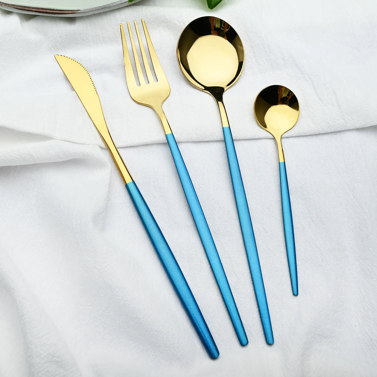 24Pcs/Set Stainless Steel Dinnerware Set Mix Gold Cutlery Set Dinner Knife Fork Coffee Spoon Tableware Kitchen Silverware Sets