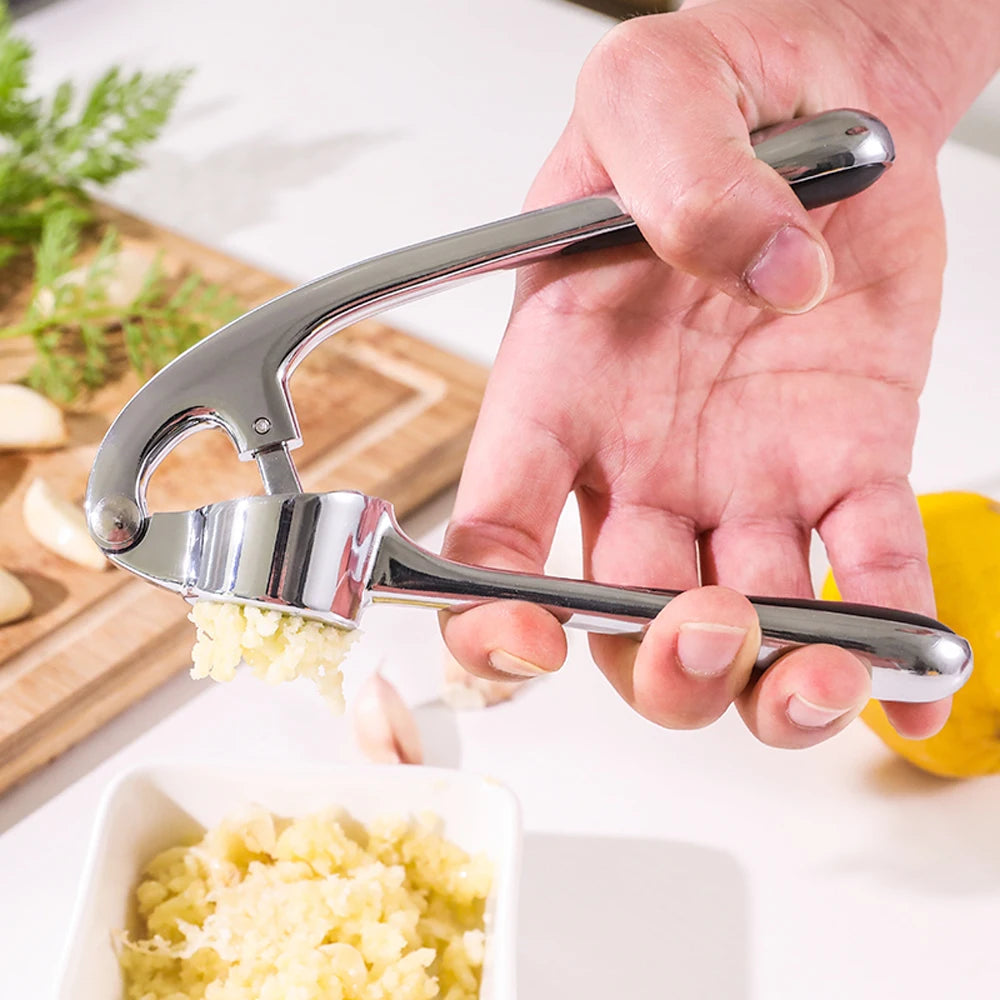 Zinc Alloy Garlic Presser Ginger Crusher Handheld Device Metal Mincer Squeezer Chopper Vegetables Masher Practical Kitchen Tools