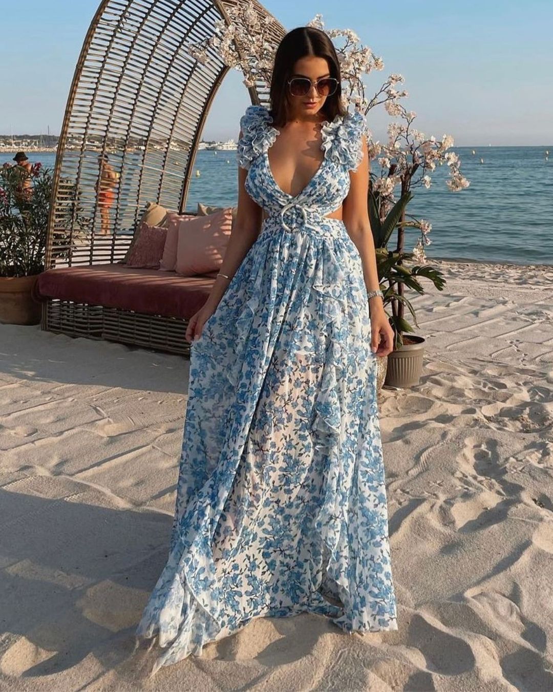 Summer Vacation Sexy Print Long Dress Deep V-Neck Backless Slim Fit Ruffled Floral Dress