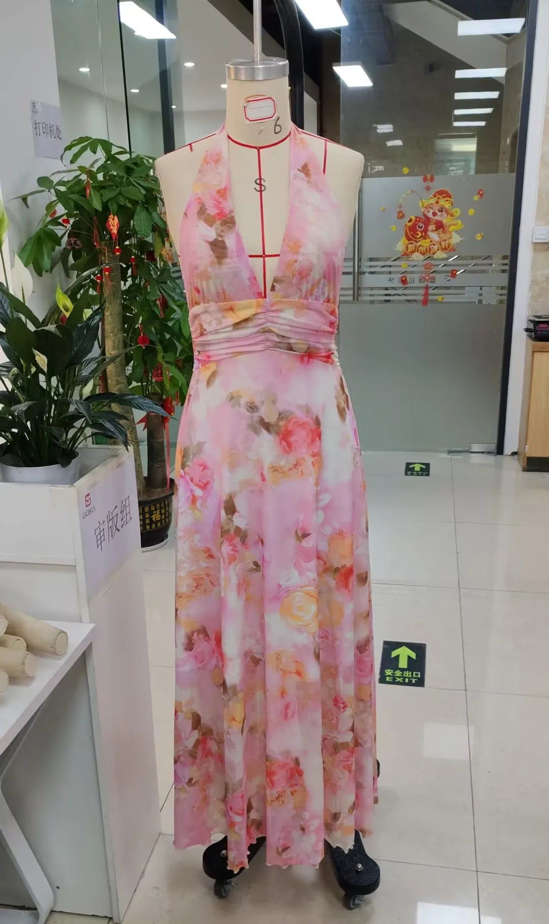 Combhasaki Women Summer Sleeveless Tie-up Halter Deep V-Neck Backless Flower/Dots Print Ruffle Hem Mesh Ruched A-line Long Dress