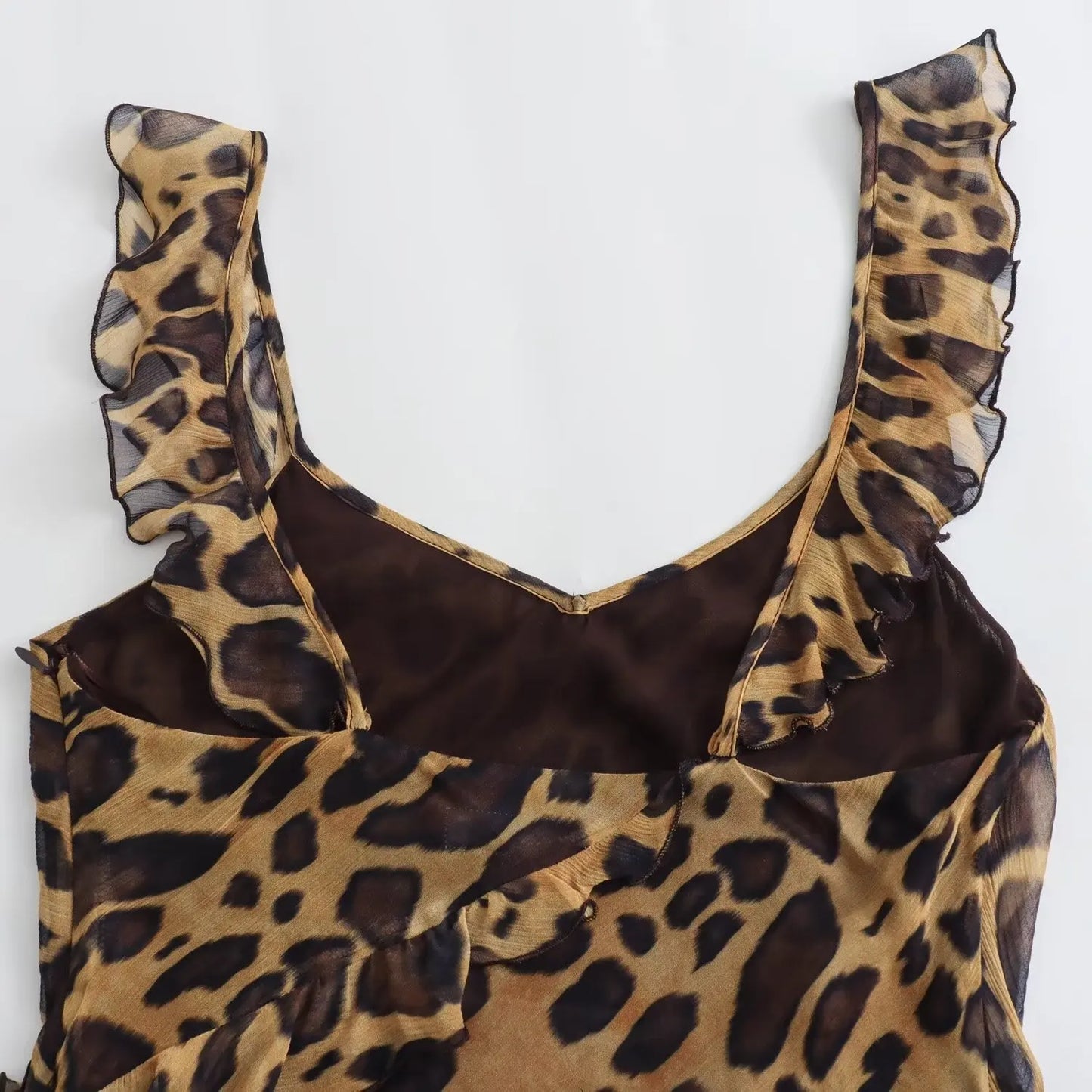 TRAFZA 2024 Woman Chic V-Neck Sleeveless Backless Slim Beach Party Dress Women Summer Vintage Leopard Fold Print Long Dress