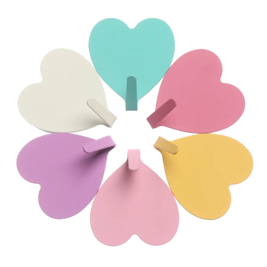 1pc Metal Heart-shaped  Cartoon Chef Shape Strong Adhesive Paste Wall Bearing Kitchen Hook No Trace Waterproof Bathroom Supplies