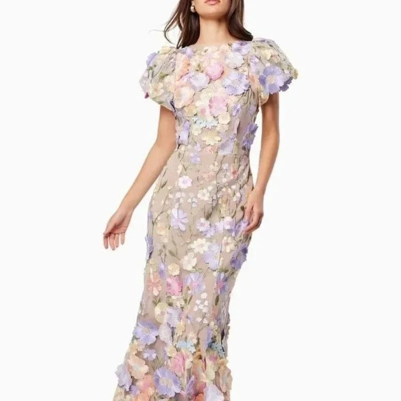 Women Long Dress Commuter Round Neck Embroidered Three-dimensional Floral Puff Sleeves Elegant High Waist Wrap The Buttocks