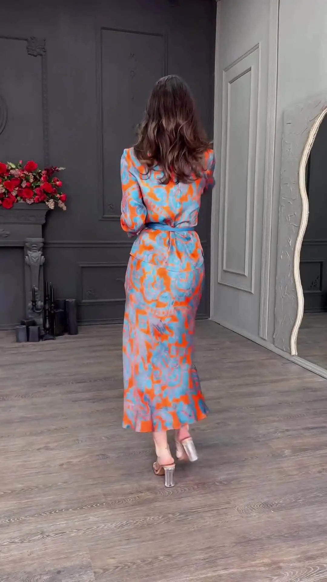 European and American Summer New Long Dress for Women. Fashionable Printed, Slim-fitting Retro Skirt and A Casual Dress Set.