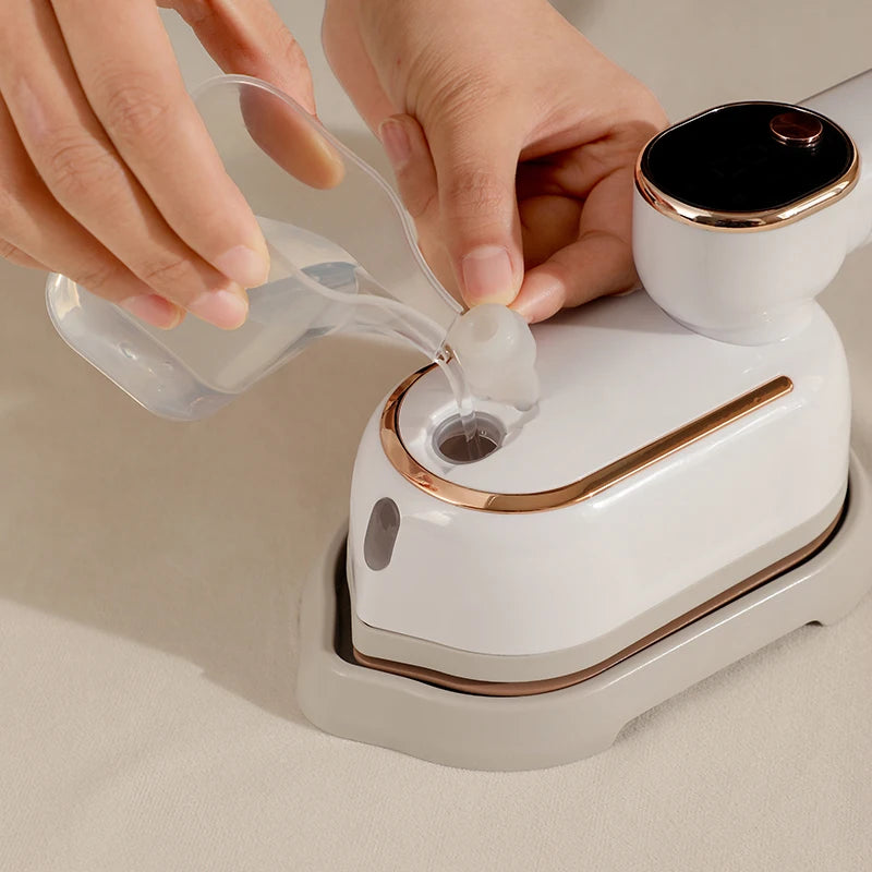 mini handheld hanging iron 1200W 20 seconds fast preheating handle can be rotated portable small ironing clothes steam brush