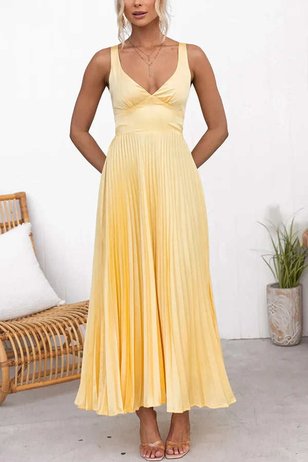 2024 Summer Fashion New Style Women's Elegant Strap Fold Style Loose Solid Color Vacation Style Banquet Style Women's Long Dress