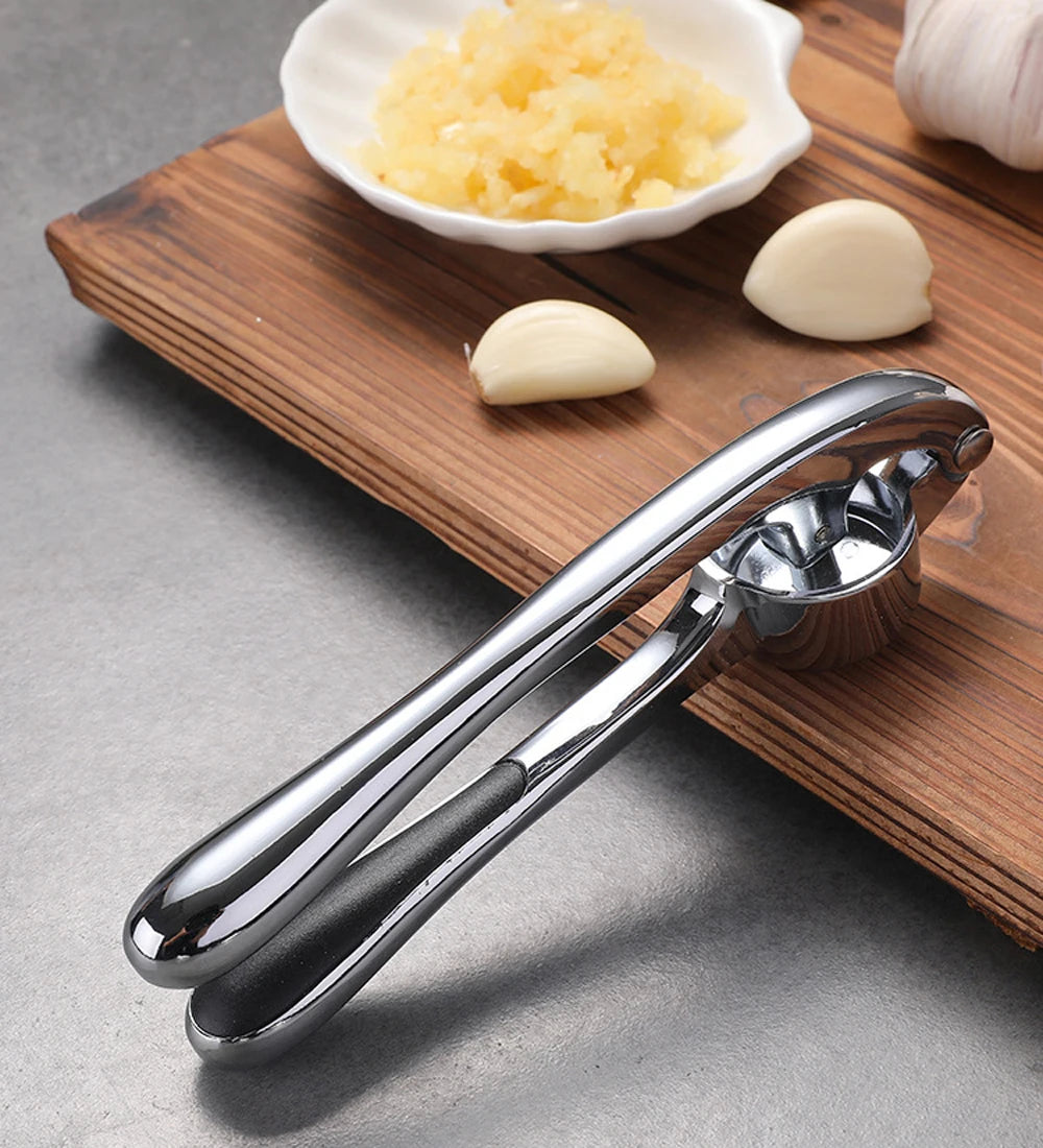 Zinc Alloy Garlic Presser Ginger Crusher Handheld Device Metal Mincer Squeezer Chopper Vegetables Masher Practical Kitchen Tools