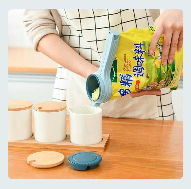 1PC Reuseable Bag Clip Snack Fresh Food Storage Sealing Kitchen Mini Sealer Food Clip with Cap Type Spray Nozzle Moistureproof