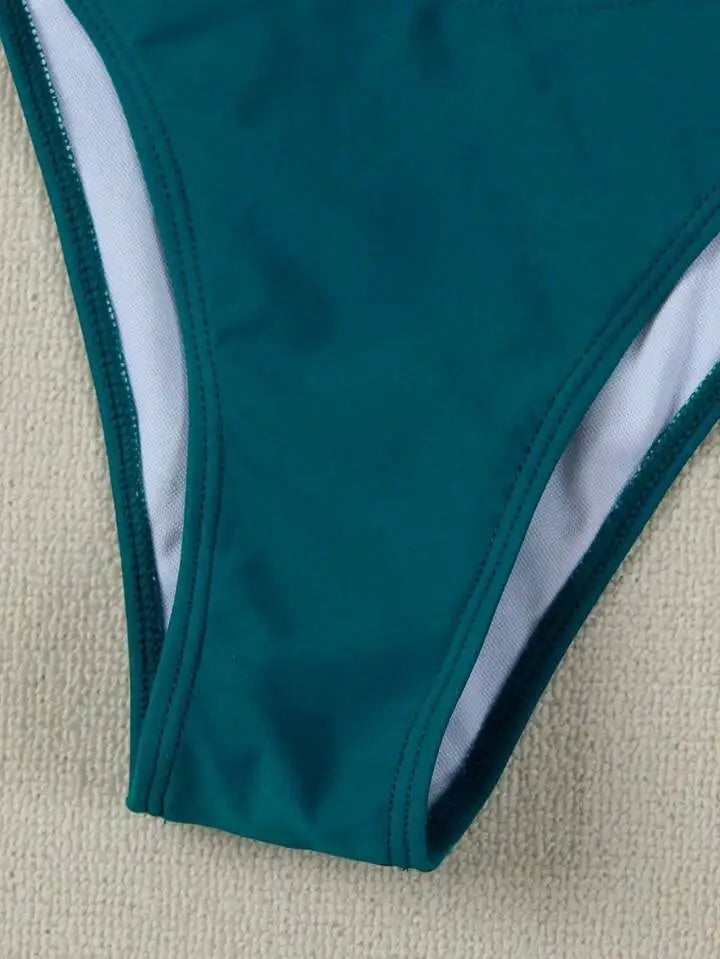 Sexy Solid Strapless Bikini 2 Piece Set Women Split Swimsuit Low Waist Beach Backless Bikini 2025 New Summer Swimwear Bikini Set