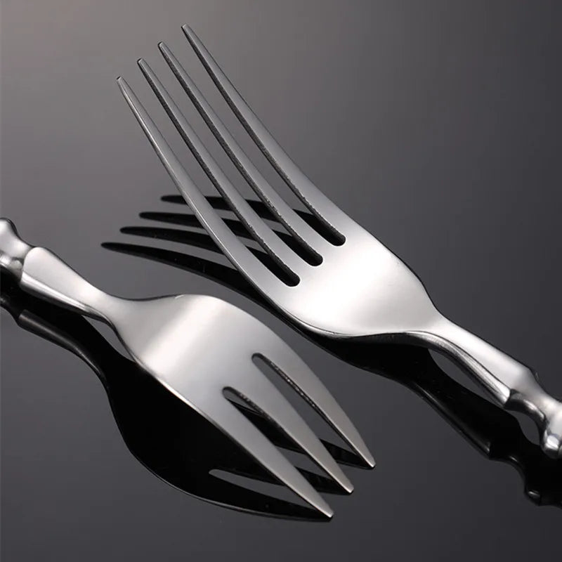 Western Stainless Steel Cutlery Set Creative Retro Steak Knife Dining Fork Spoon Dinnerware Set Rivets Handle Kitchen Tableware